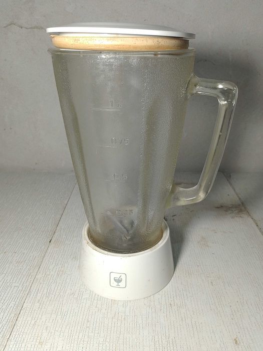 Блендер на мрию тесто мес