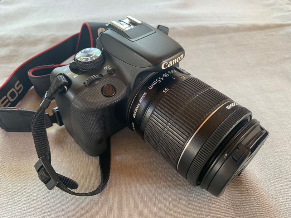 Máquina Fotográfica Canon EOS 100D + Objetiva 18-55mm + Acessórios