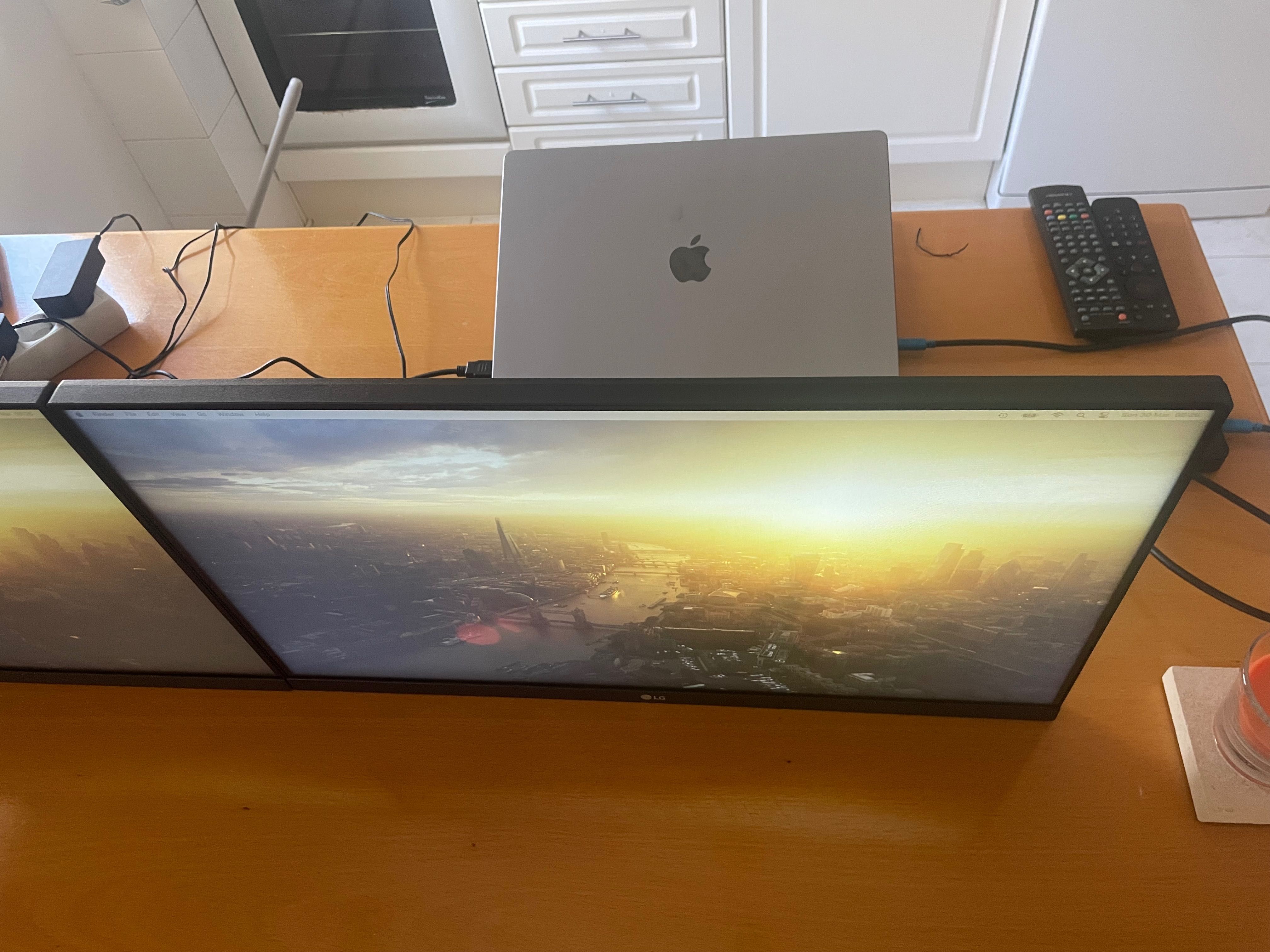 Monitor Gaming LG 24MP60G-B (24'' - 1 ms - 75 Hz)