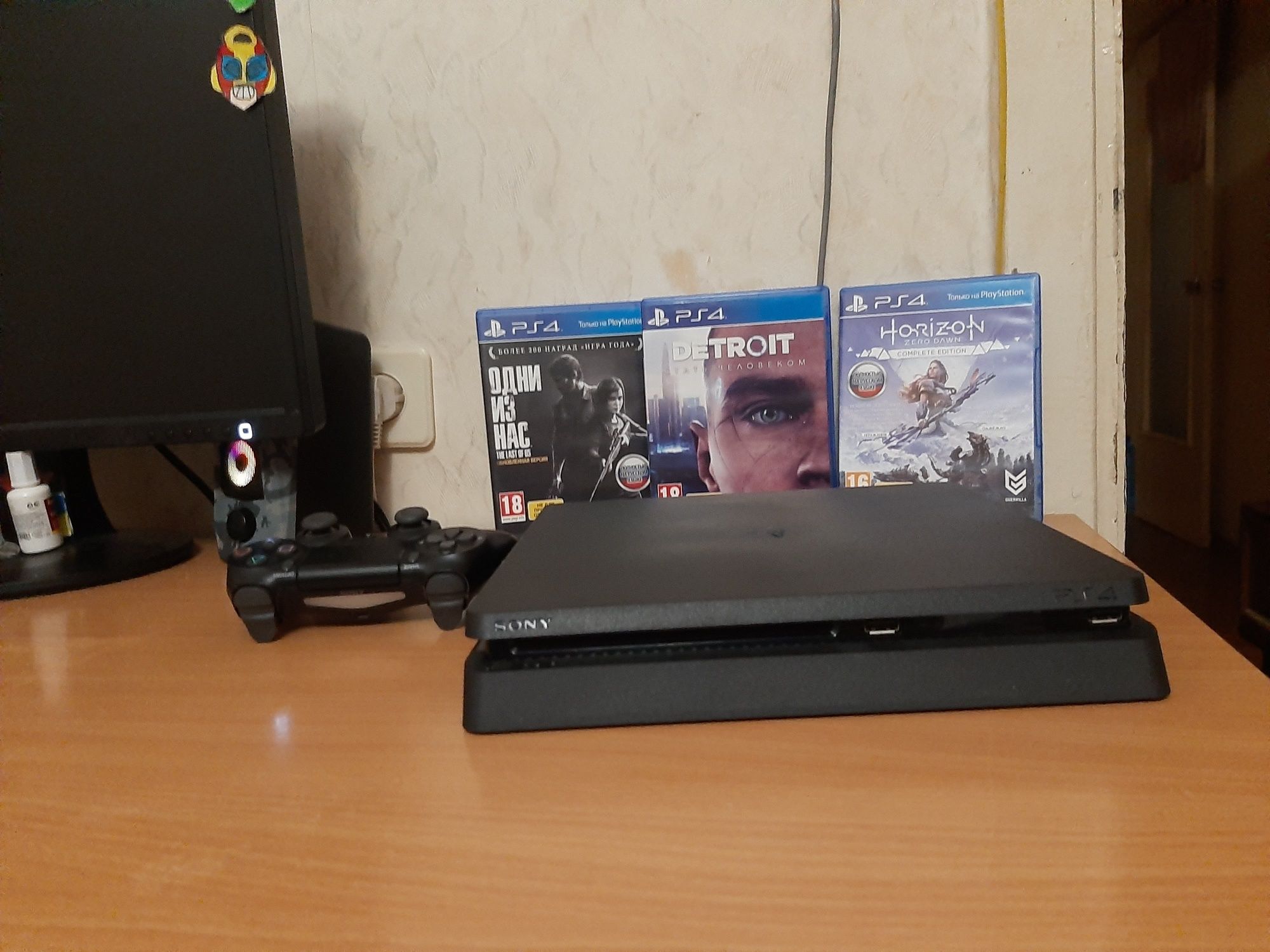 Sony Playstation 4 slim 1tb