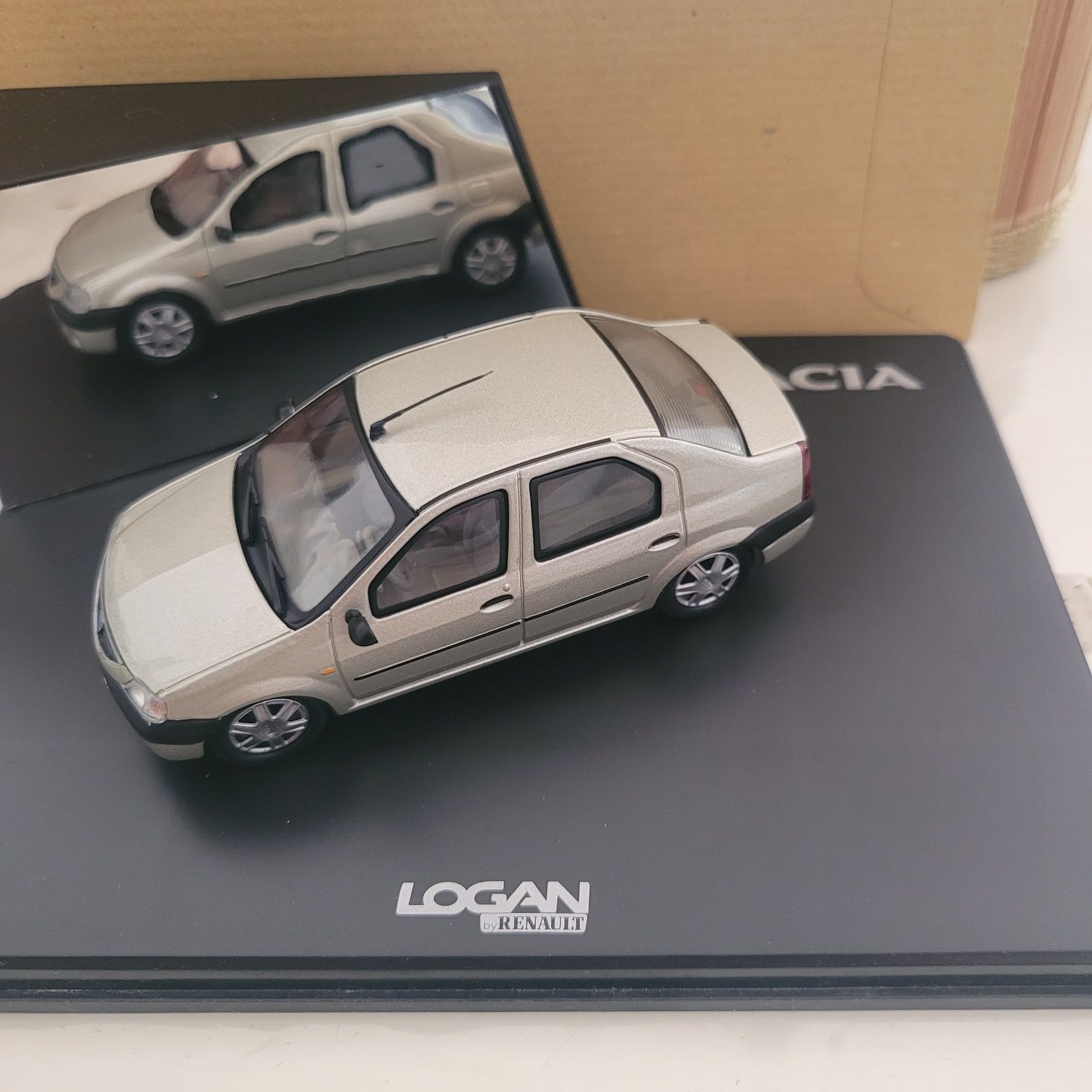 Carro miniatura.