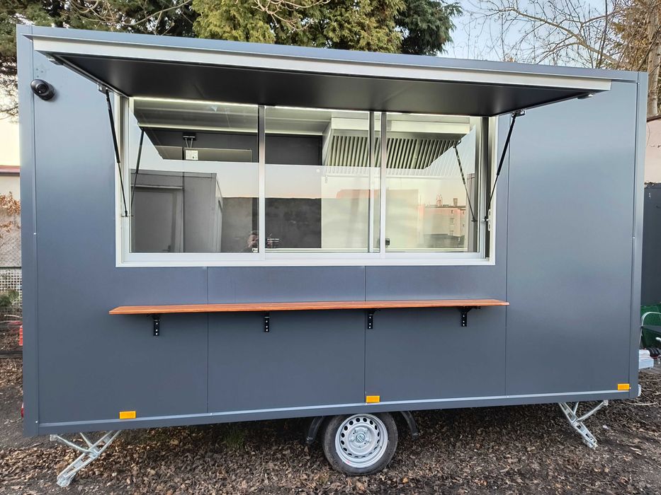 - NOWA przyczepa GASTRONOMICZNA - wyposażona - 4x2 m - PREMIUM + -