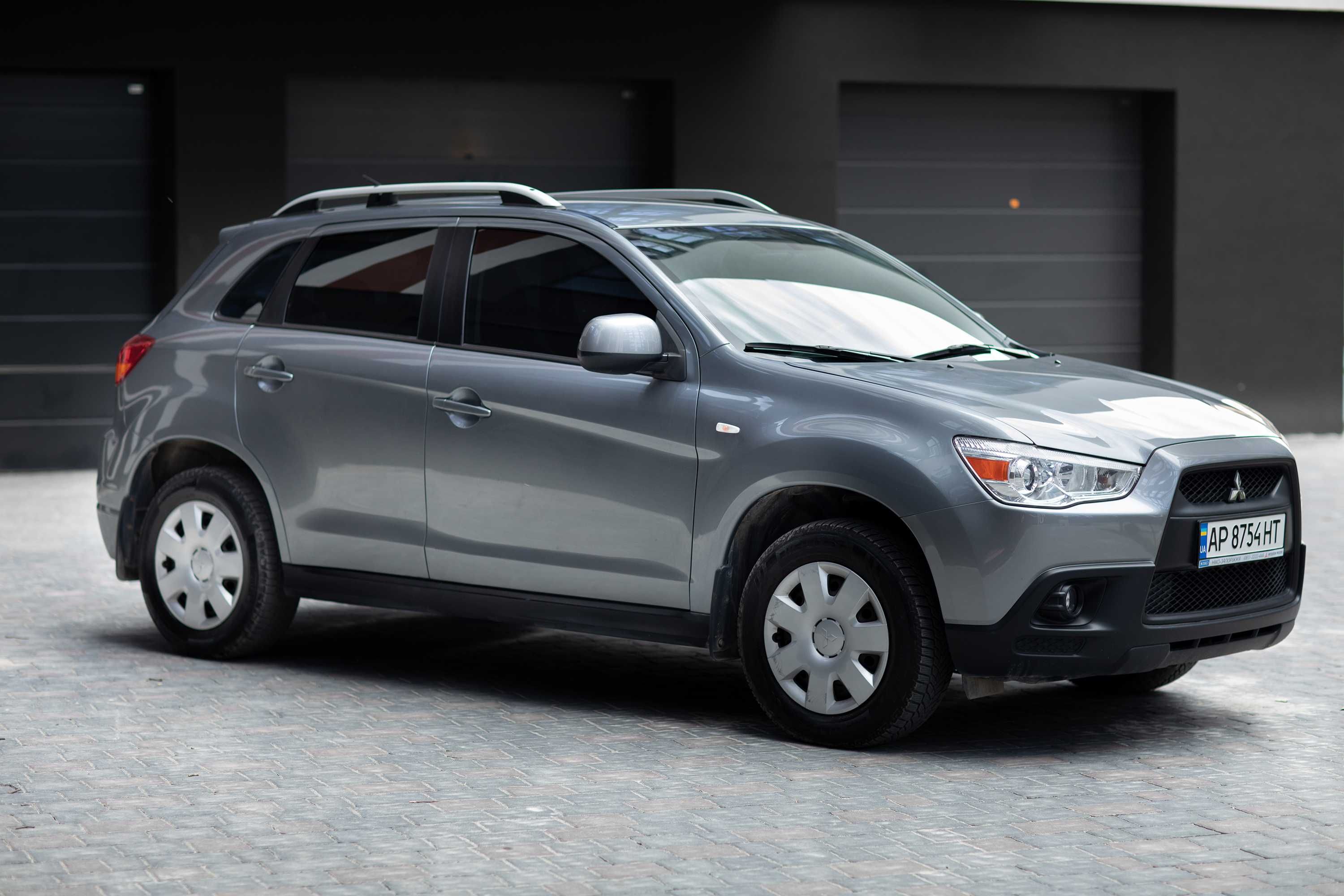 Mitsubishi ASX 2011 1.6 бенз. 5-ст. МКПП