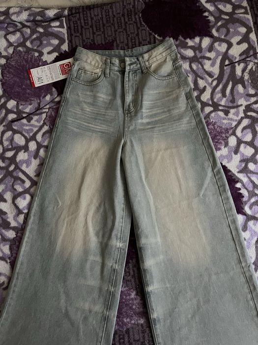 ПРОДАМ новенькі джинси