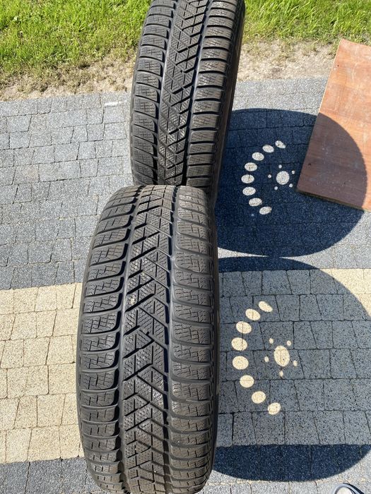 Komplet 4 kół stalowych z oponami zimowymi FORD 235/55 R17 + gratis