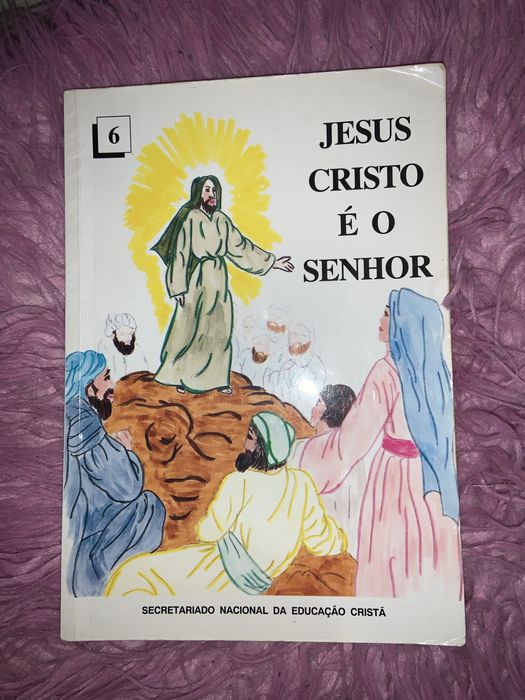 Livro Jesus Cristo É O Senhor