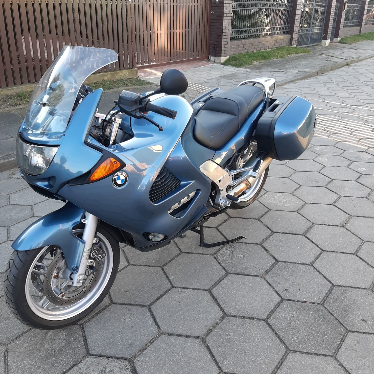 Sprzedam BMW K1200RS z 1997 roku.