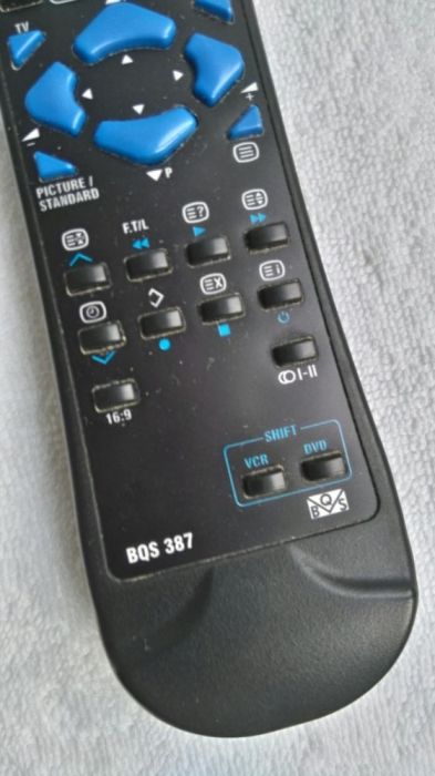 Pilot do telewizora JVC BQS 387