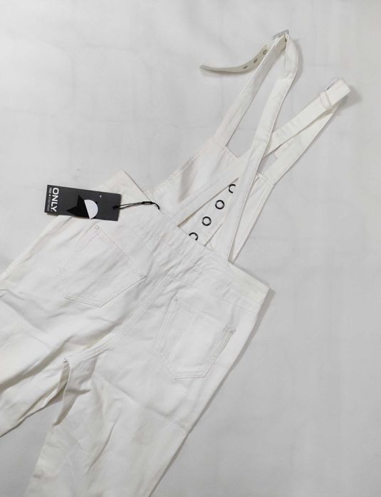 Spodnie jeans ogrodniczki kombinezon białe ecru ONLY S SP0148