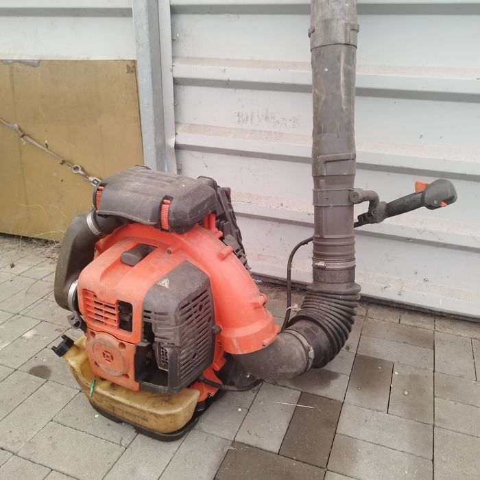 Dmuchawa spalinowa plecakowa Husqvarna 570BTS