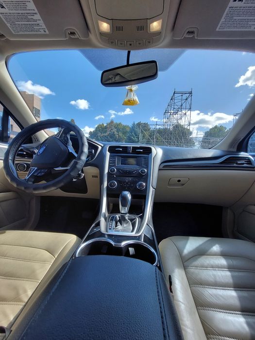 Терміново продам автомобіль дружини