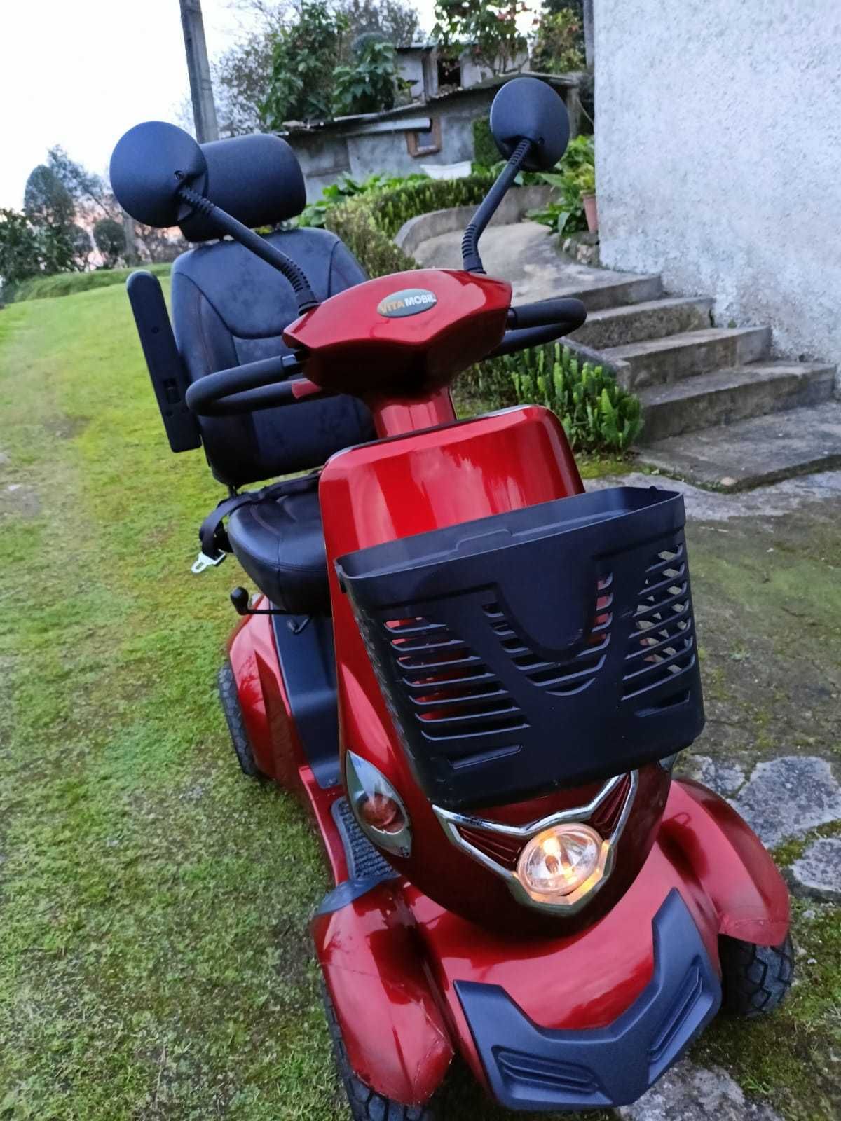 Scooter elétrica de mobilidade reduzida