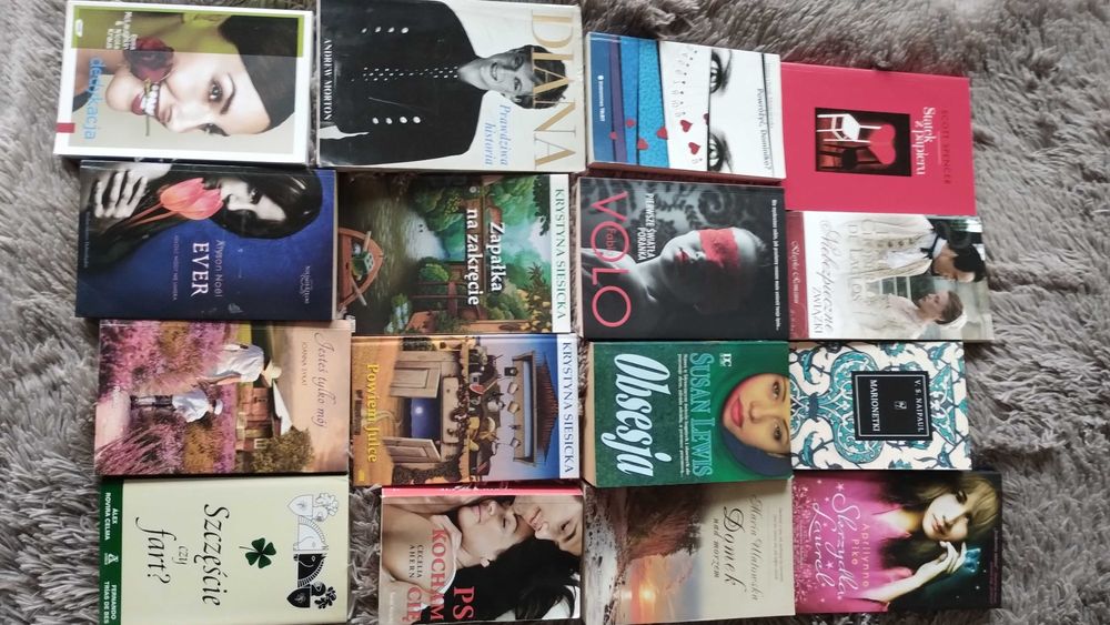 Każda książka po 10 zł