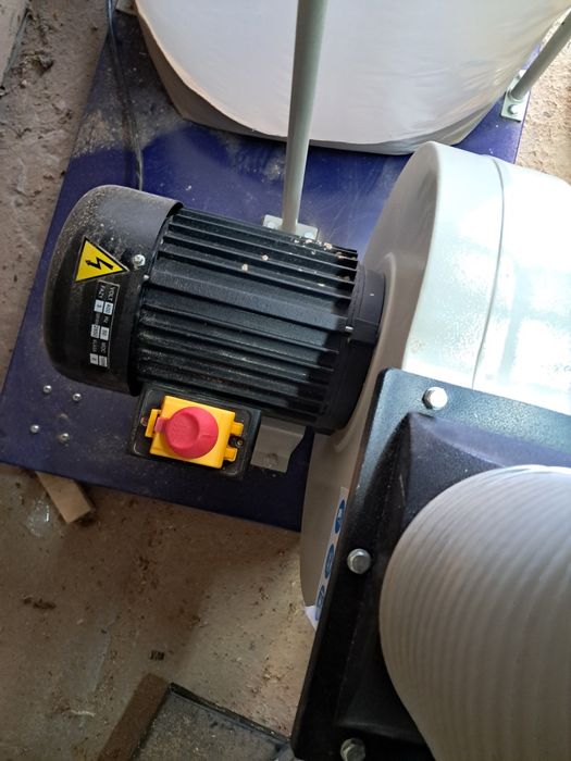 Odciąg do trocin , wyciąg wiórów pochłaniacz stolarski