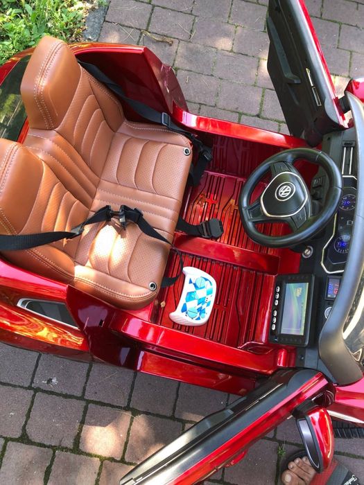 Детский электромобиль