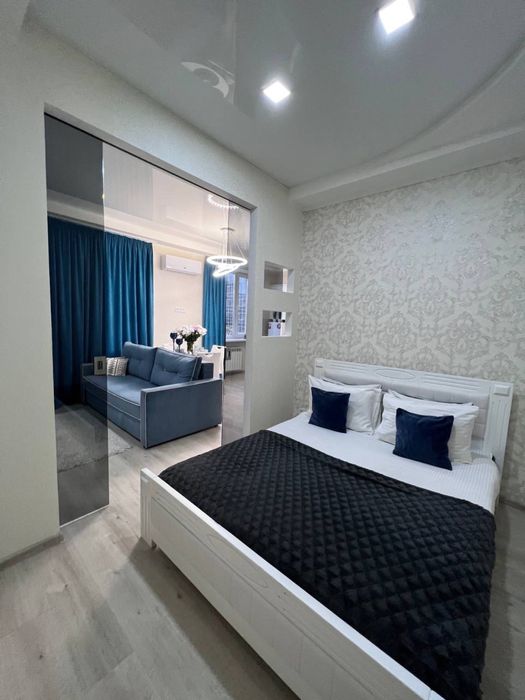 VIP ПОДОБОВА, б Шевченко 66 вільна на сьогодні.