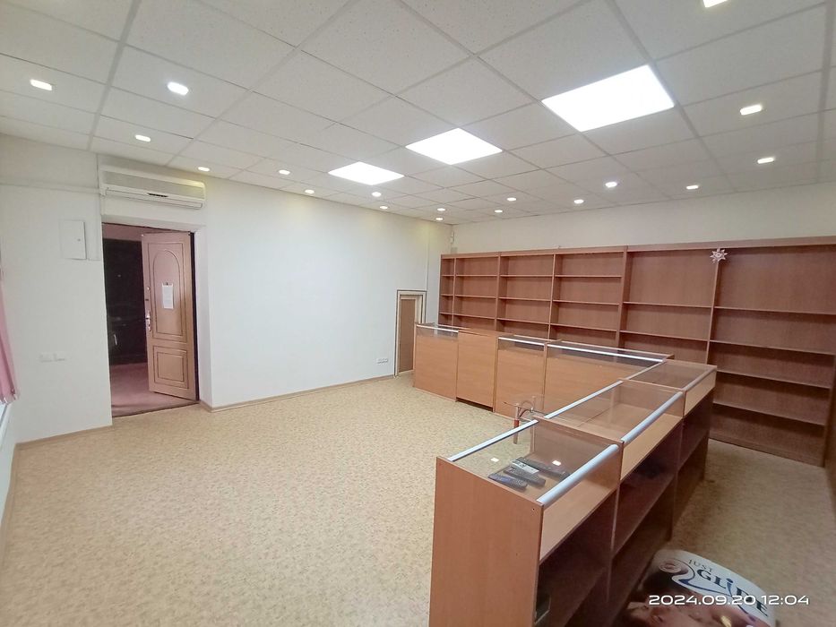 Аренда на Дерибасовской,16/ Офис Салон Магазин 35м²/ Двор «Лотос Мира»