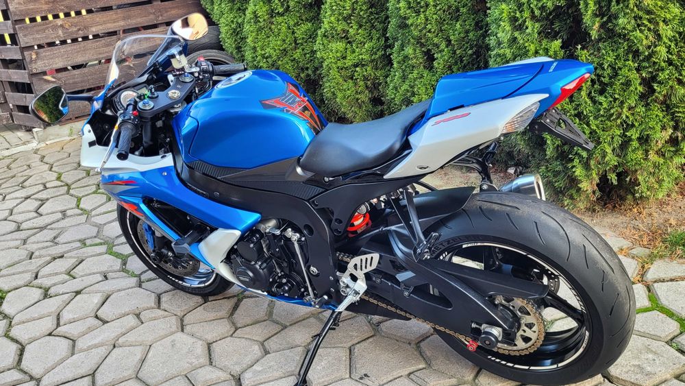 Suzuki GSXR 750 z Niemiec SUPER STAN tylko 32tyś.km Extra dodatki