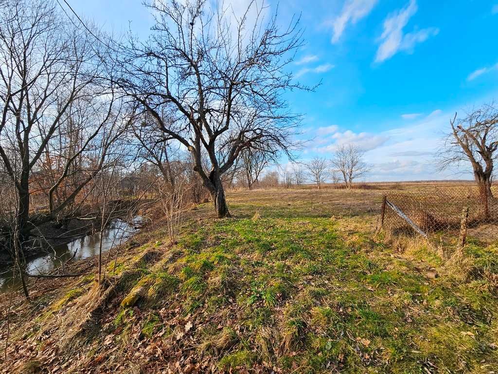 Продається житловий цегляний будинок неподалік м.Стрий та м.Моршин...