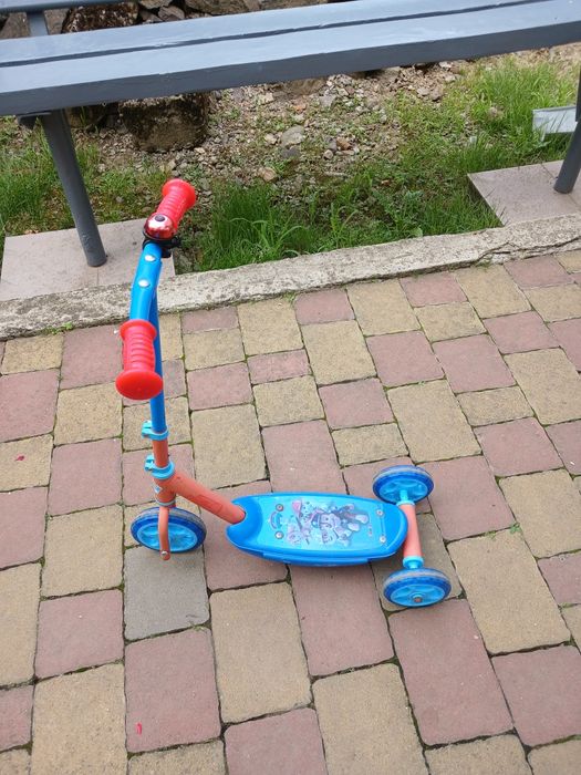 Самокат дитячий продам