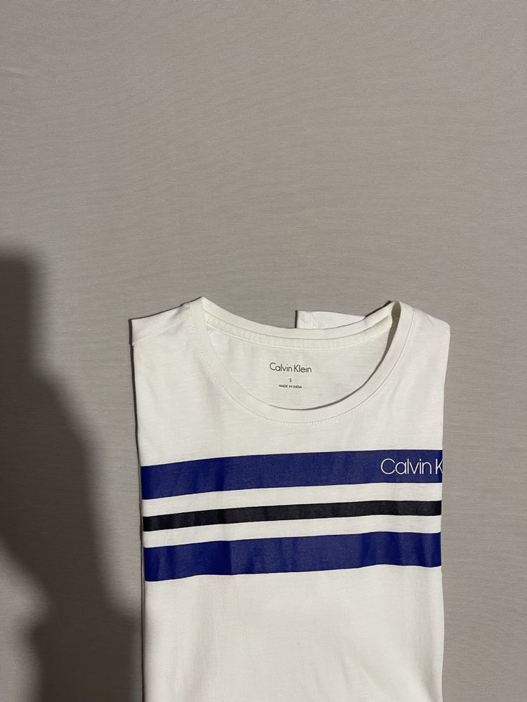 T-shirt Calvin Klein