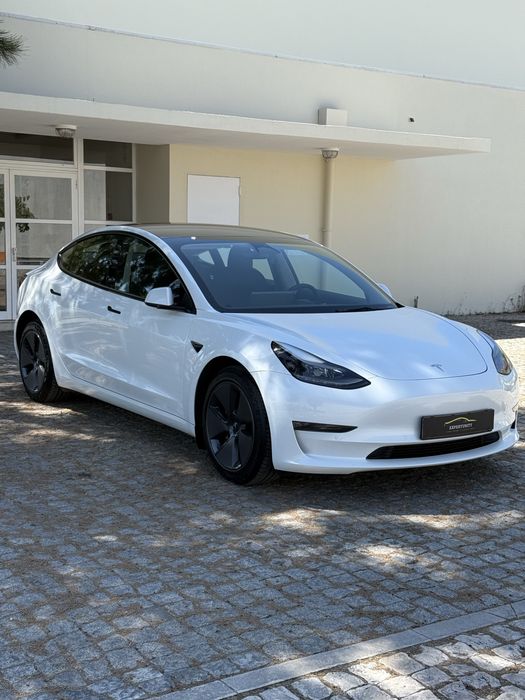 Tesla model 3 SR plus Facelift