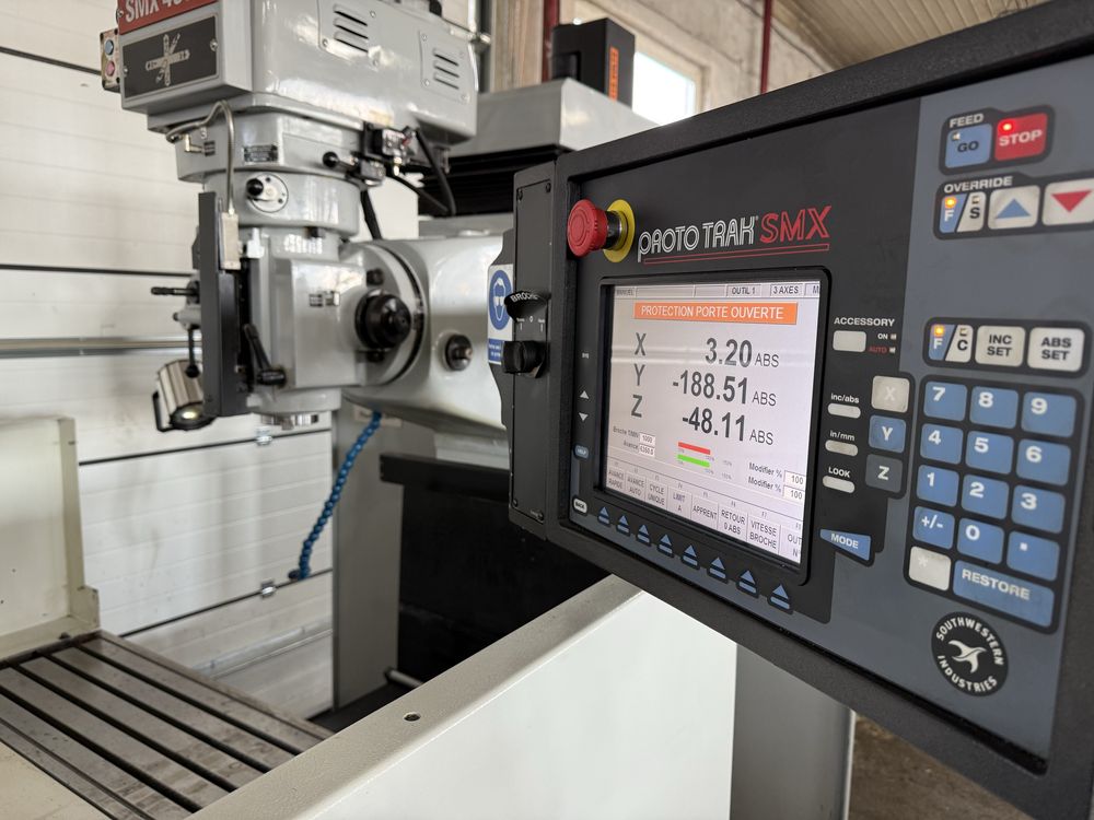 Frezarka cnc narzedziowa  XYZ