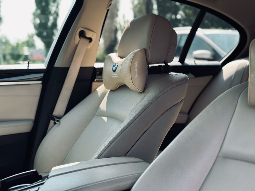 BMW 523i F10 2010рік.