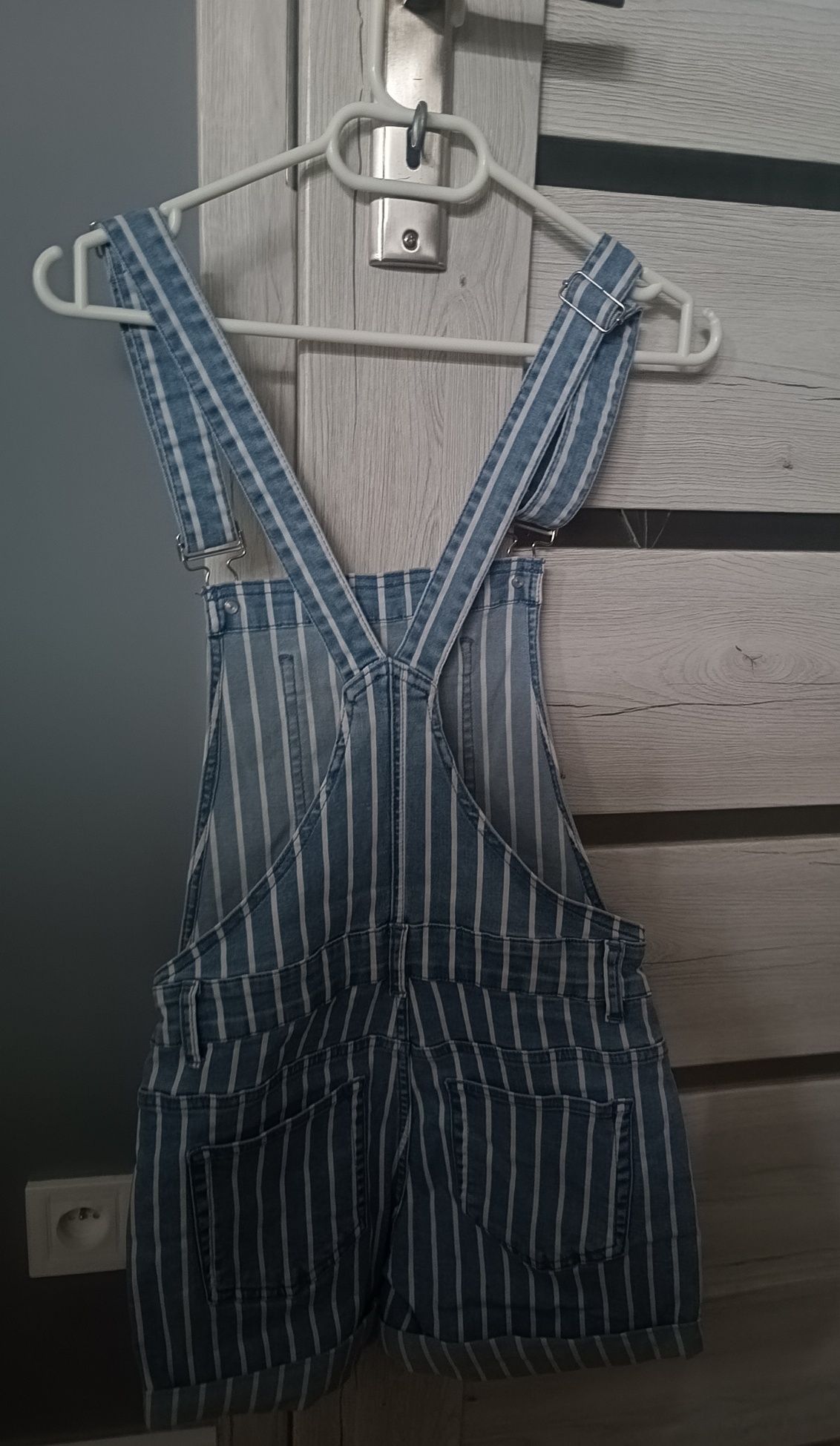 Ogrodniczki damskie New Yorker