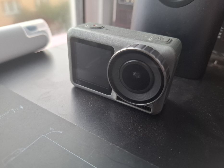 Kamerka sportowa DJI OSMO ACTION - 3 baterie - Akcesoria