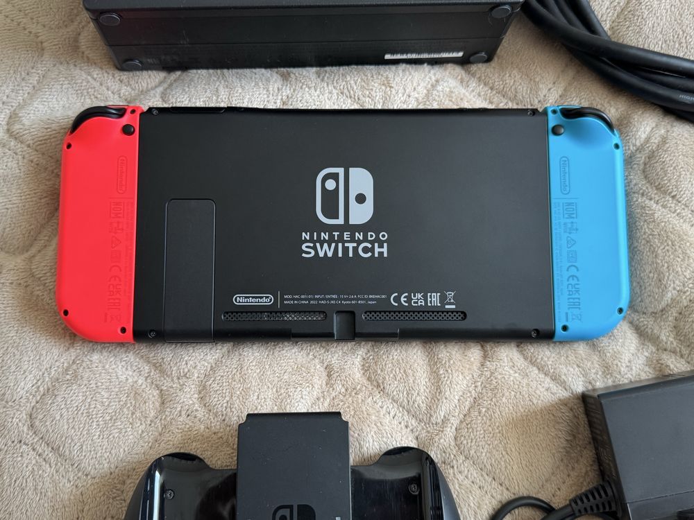 Nintendo Switch V2 + встановлюються ігри+ sd 128gb