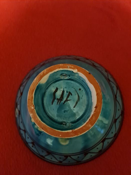 Seis taças marroquinas, safi, nunca utilizadas.