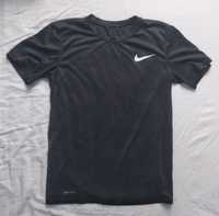 Czarna koszulka NIKE Dri-fit idealna do biegania rozm S