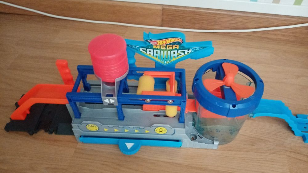 Pista de carros da marca Hotweels