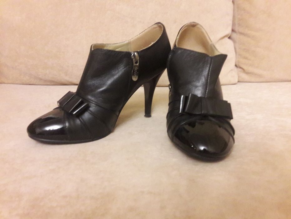 Черевики жіночі весняні