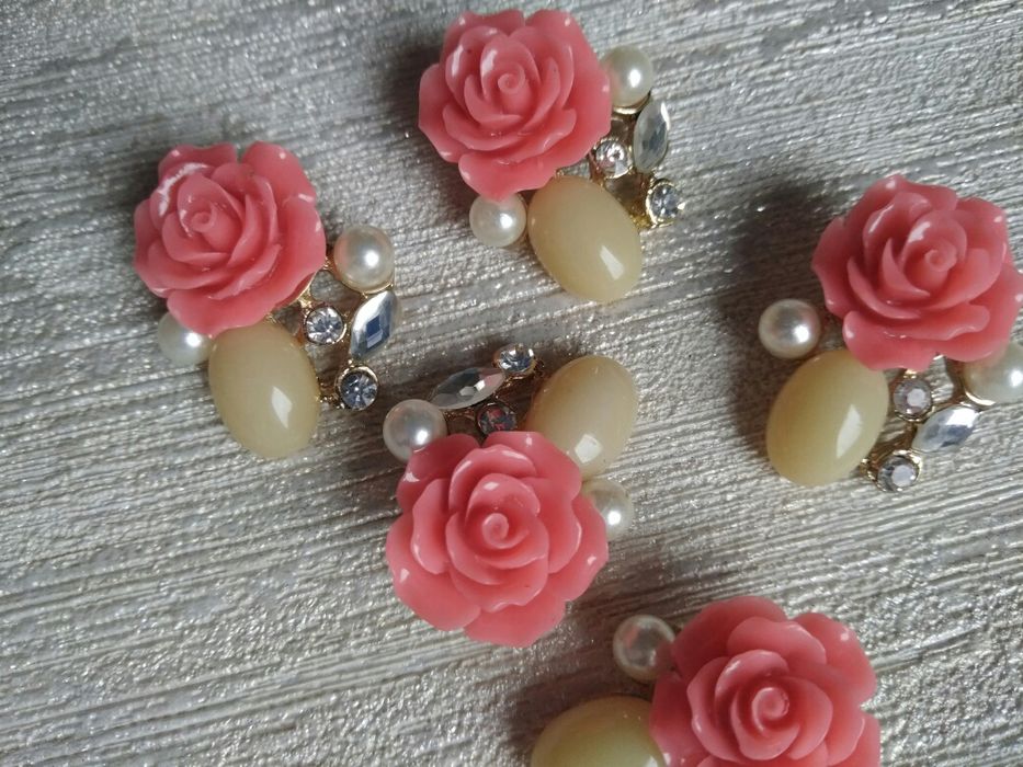 Пуговиці декоративні