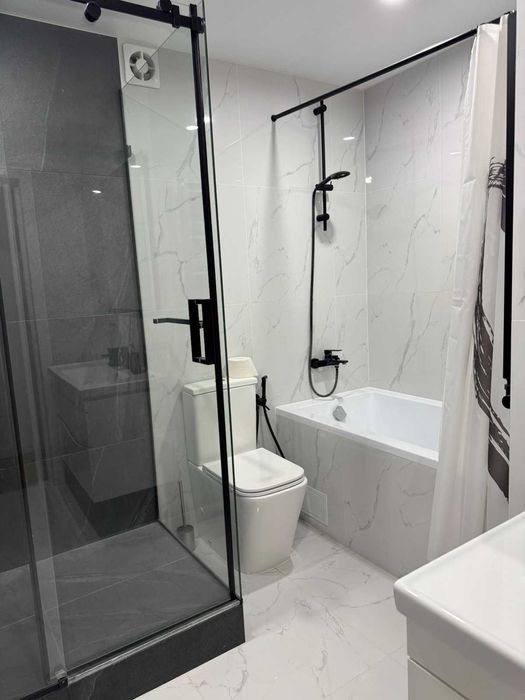 Продається елітна 4 кімнатна квартира.Цікава пропозиція !!!