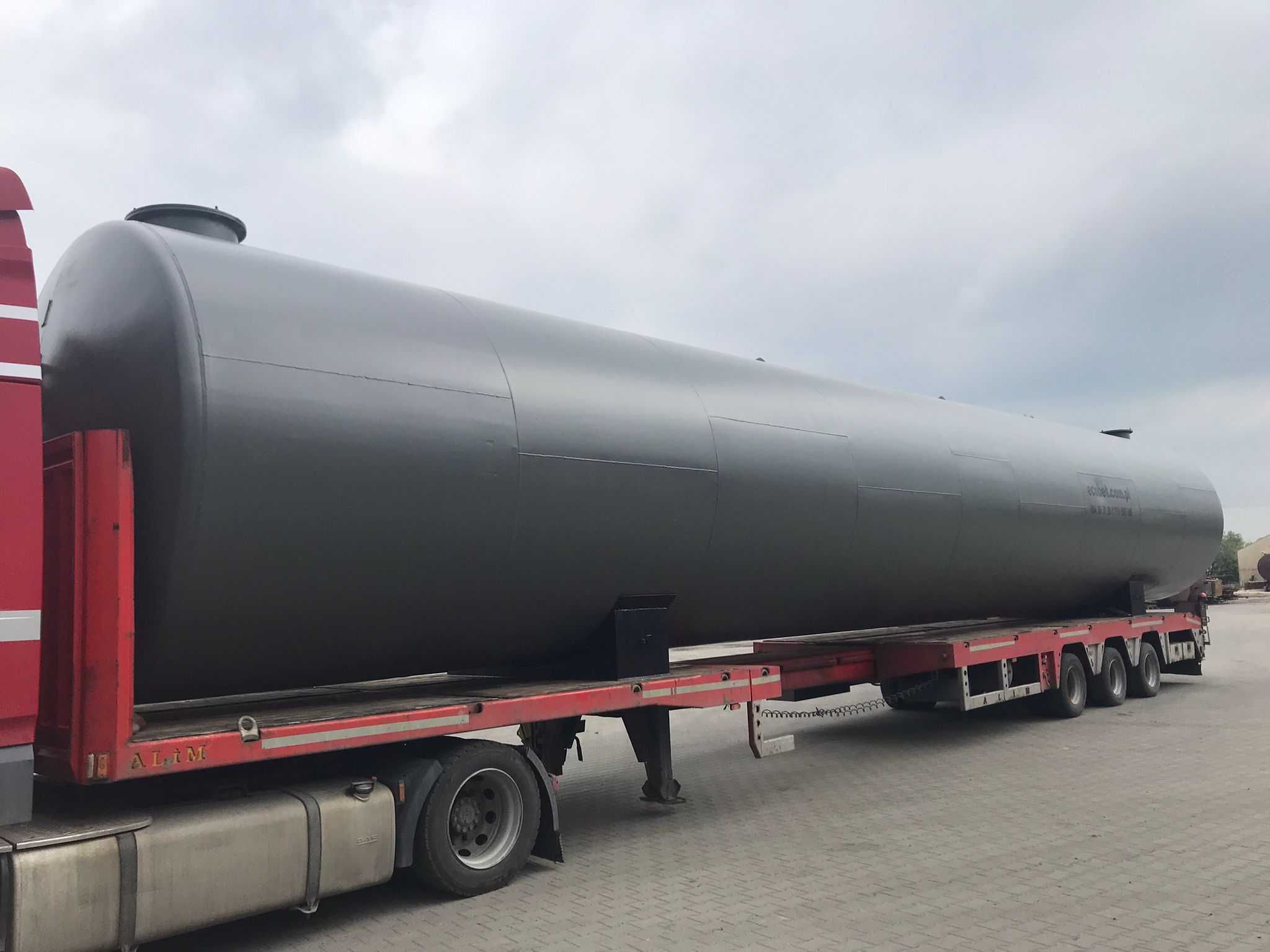 Zbiornik stalowy na wodę pitną PZH 100 000l- 100m3- atest PZH 100000l