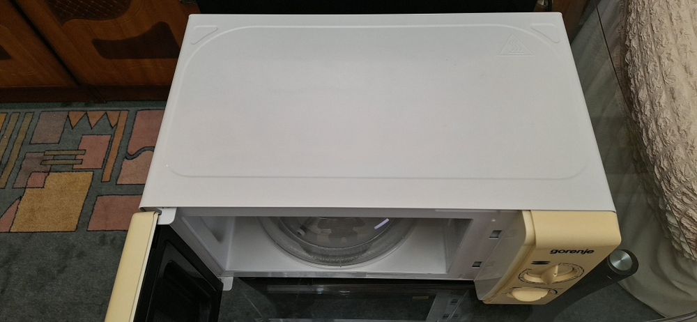 Микроволновая печь GORENIE