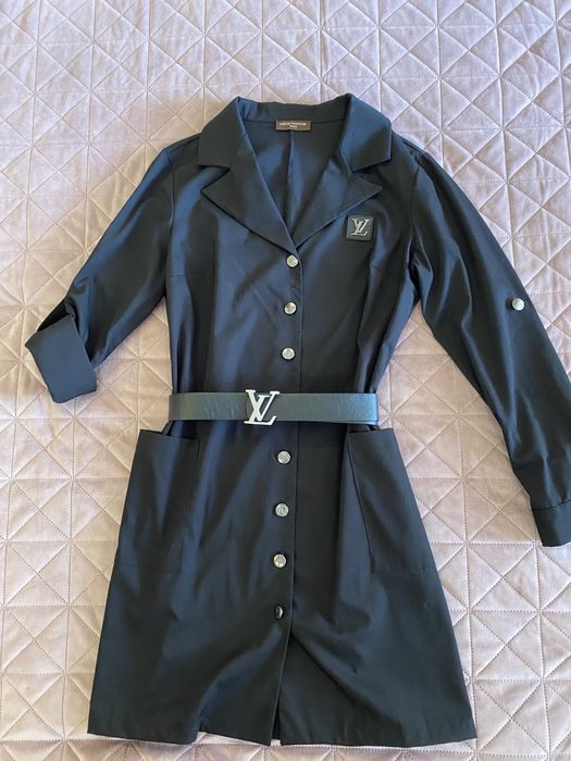 Черное платье с поясом размер s-m