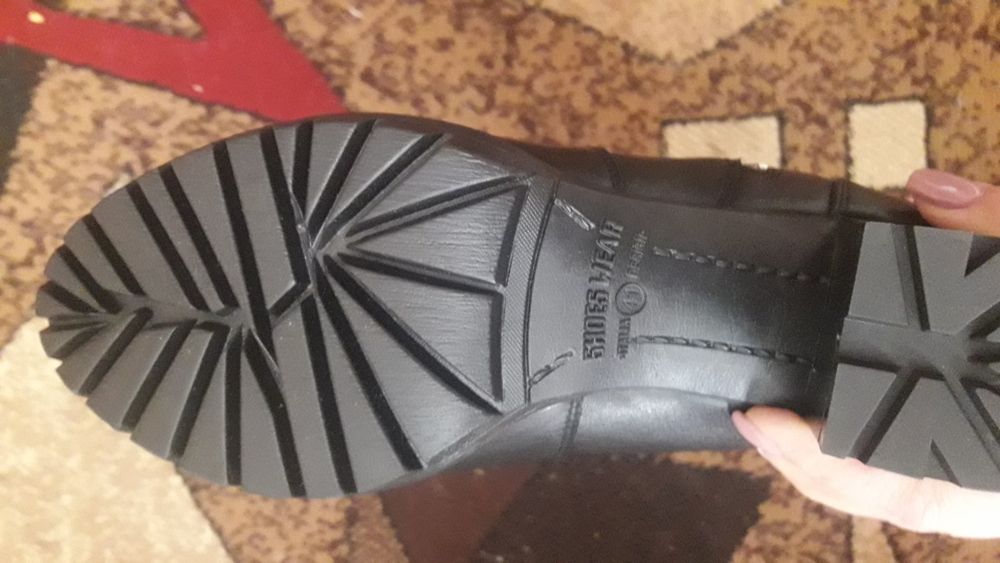 Терміново розпродаж ! Чобітки,ботинки 2 в 1) 40,41