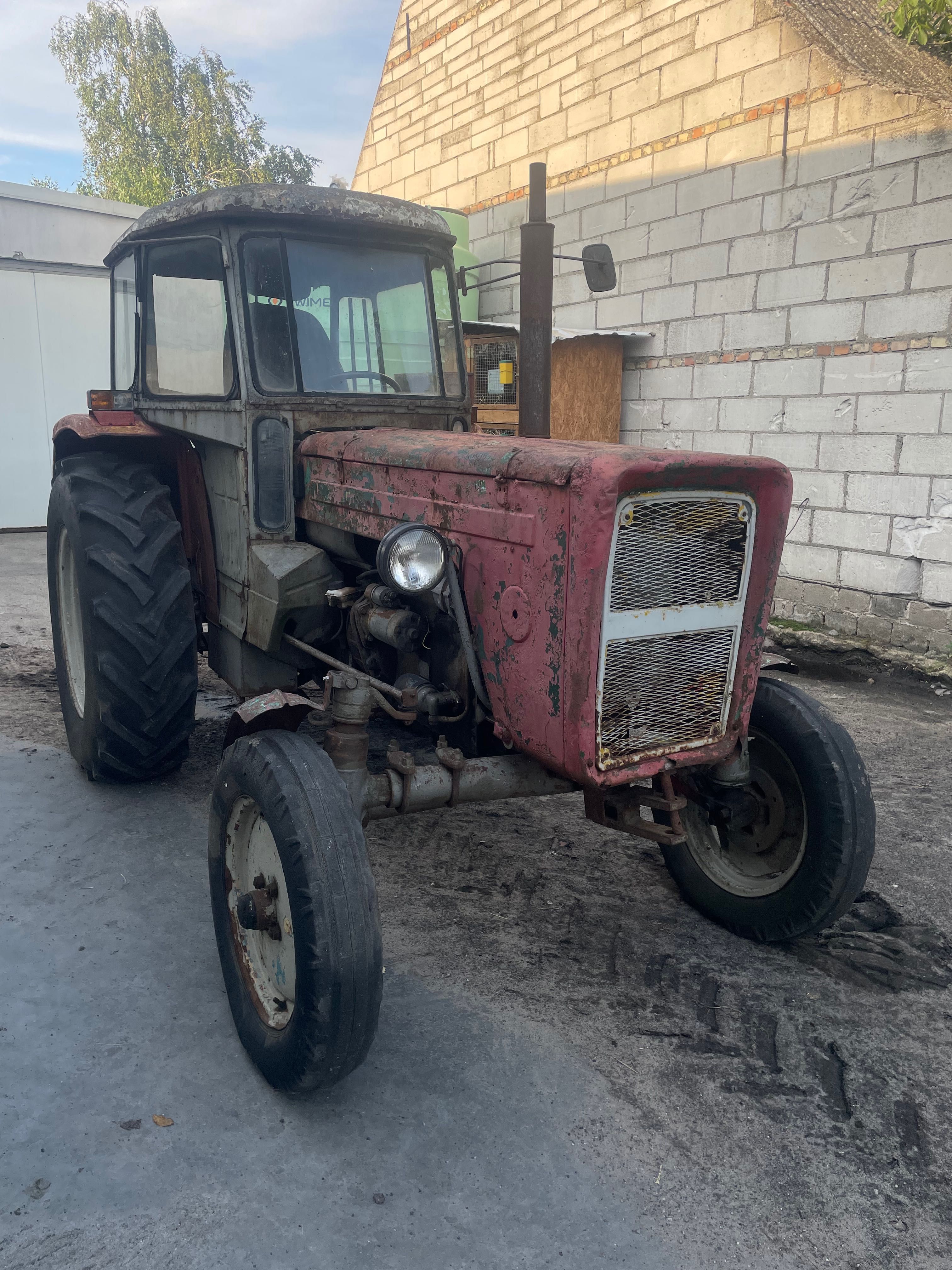 Ciągnik rolniczy c4011 (c360)