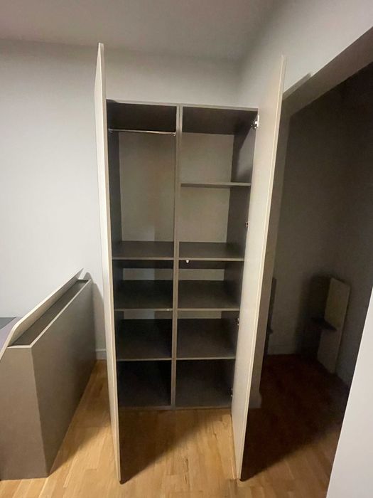 Sprzedam zestaw używanych mebli młodzieżowych firmy VOX