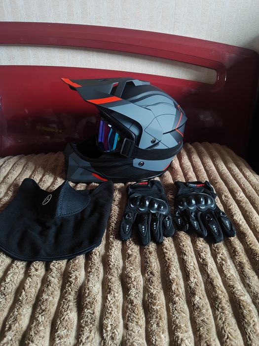 Продам шоломи єндуро повністю нові