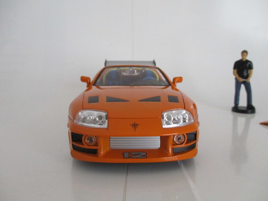 Miniatura - TOYOTA SUPRA 1995 da JADA - Escala 1.18