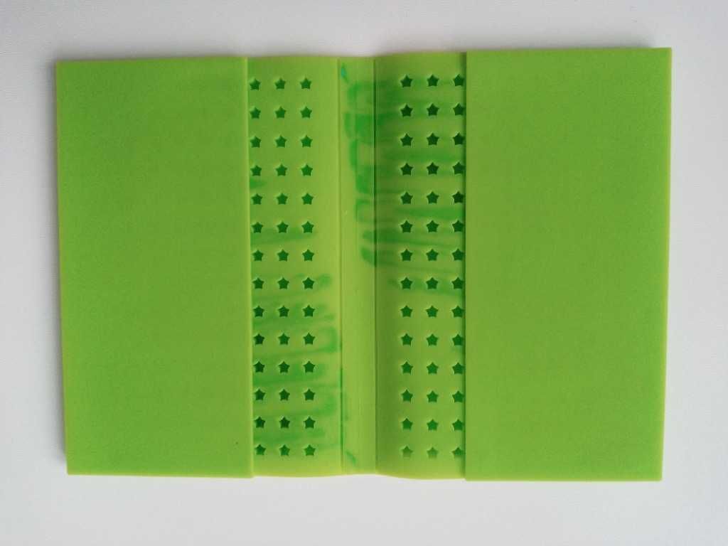 Empik zielona wytłaczana silikonowa okładka A6