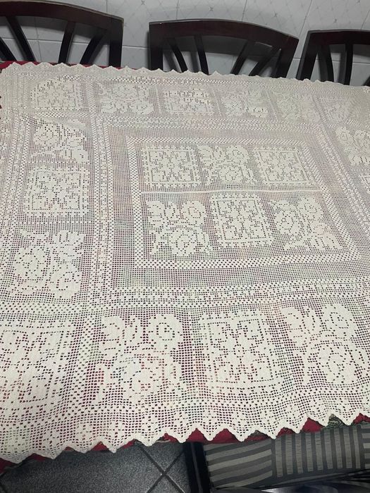 Toalha quadrada em renda