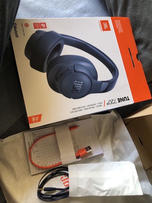 Fones jbl tune 720bt