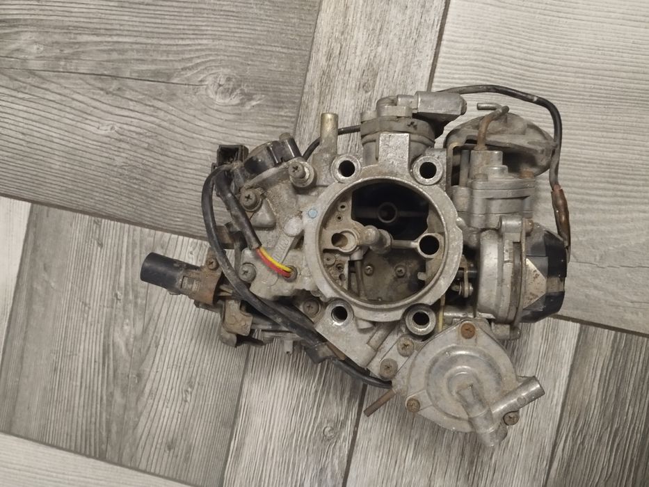 Продам карбюратор Mikuni corp