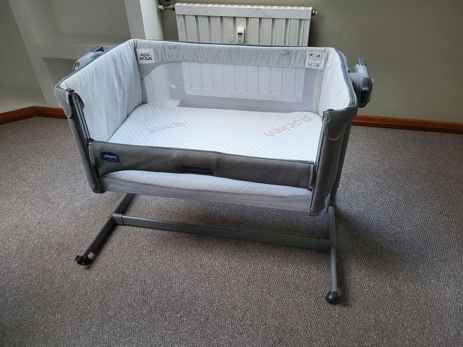 Chicco next 2 me magic